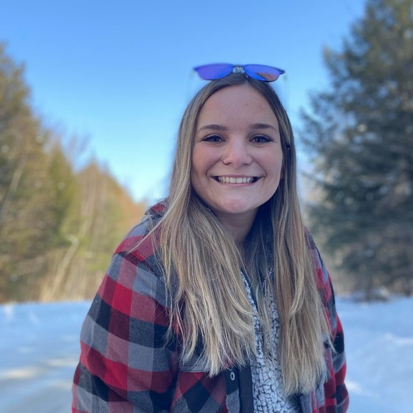 Meet your Posher, Mercedes - Picture 1 of 1